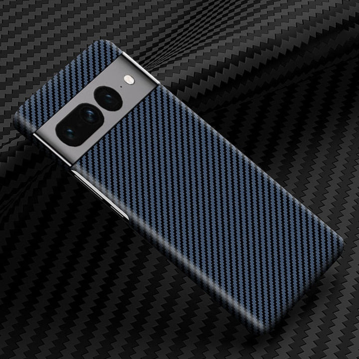 Premium Carbon Pixel 7 Pro Hülle, wasserdicht & stoßfest. Perfekter Schutz und modernes Design.