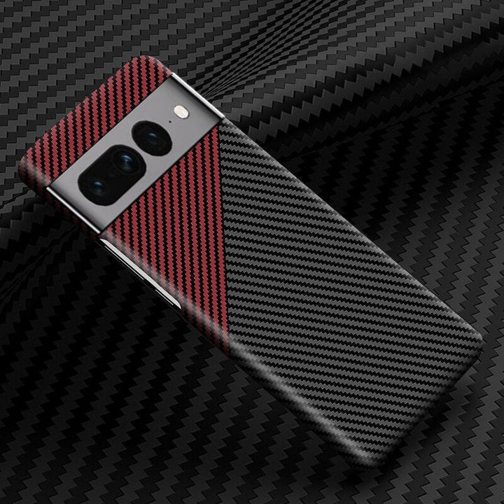 Kratzfeste Carbon Handyhülle für Google Pixel 7A, schlankes Design & zuverlässiger Volls-Schutz.
