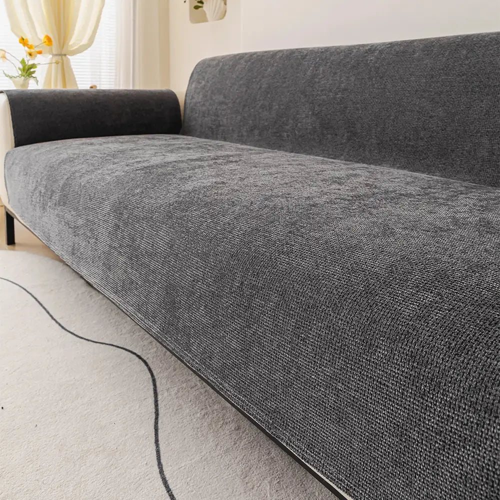 Eleganter Chenille Sofaüberzug, wasserabweisend & langlebig, perfekte Deko und Schutz für Möbel.