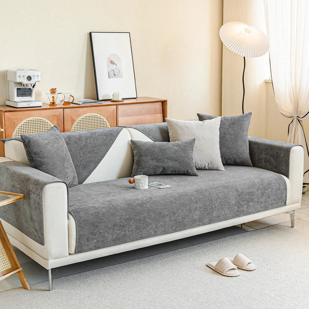 Eleganter Chenille Sofabezug: Schutz, Komfort und Dekoration für Ihr Wohnzimmer mit Haustieren.