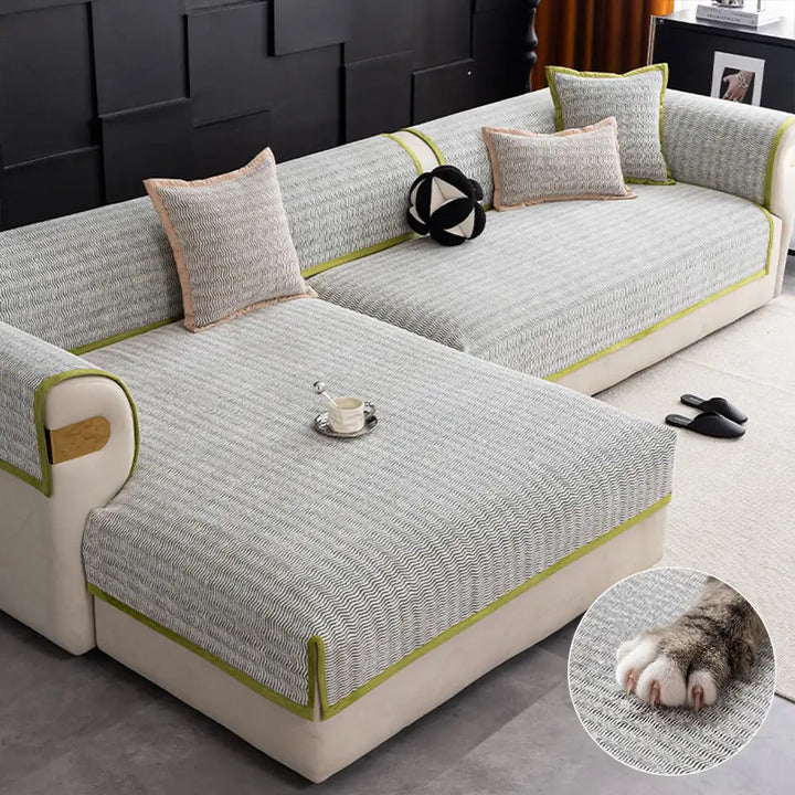 Weiche Chenille Sofa-Schutzhülle, atmungsaktiv für ganzjährigen Komfort, rutschfester Möbelschutz.