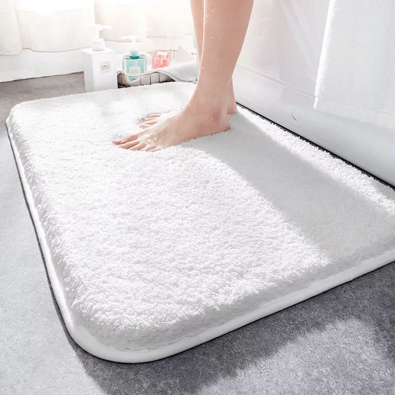 Weiche, saugfähige CLOUDLUXE Mikrofaser Badematte für luxuriösen Komfort im Badezimmer, pflegeleicht.
