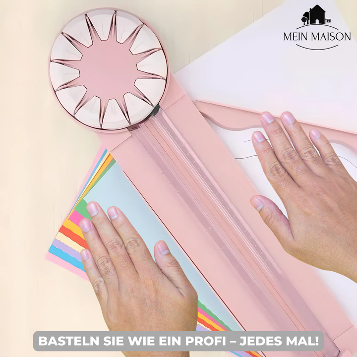 Präziser Rollenschneider CraftEdge mit austauschbaren Klingen für detailreiche Bastelarbeiten.