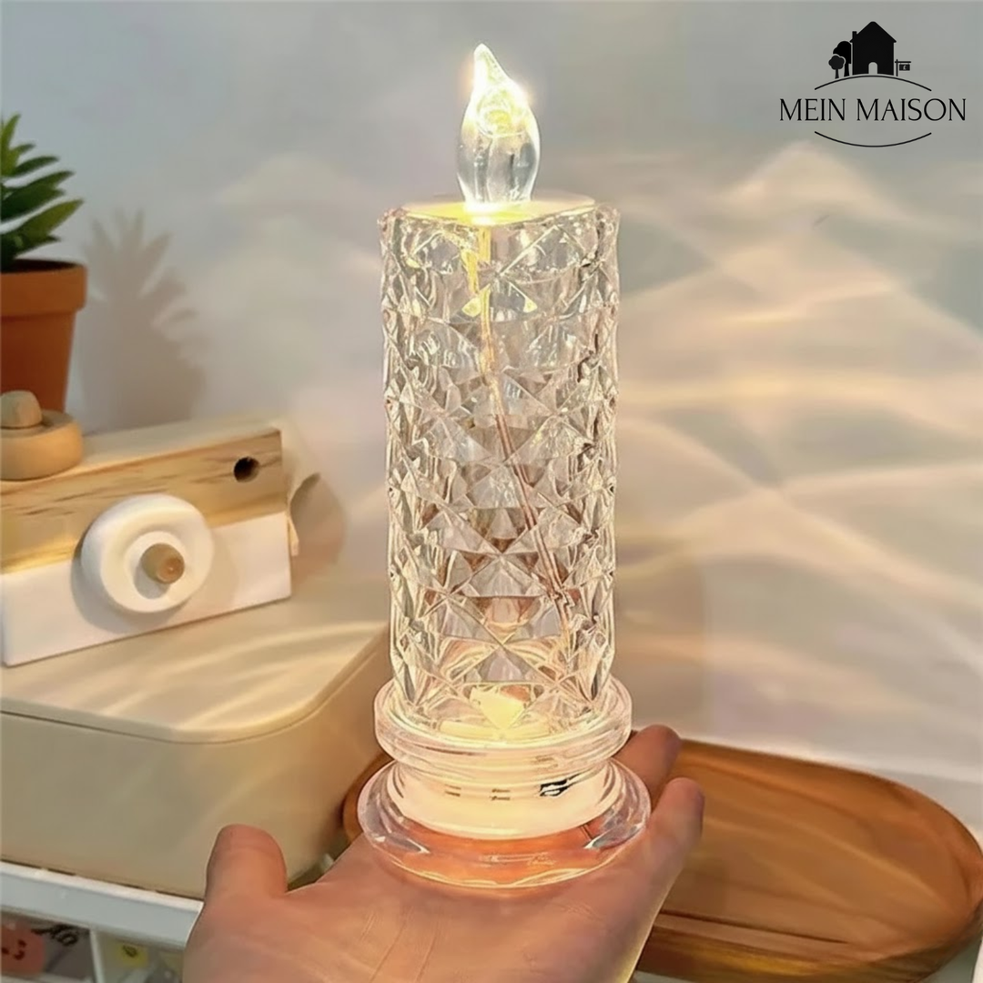 Funkelnde CrystalGlow LED-Kerzen mit Kristalleffekt als elegante, flammenlose Tischdekoration für Ihr Zuhause.