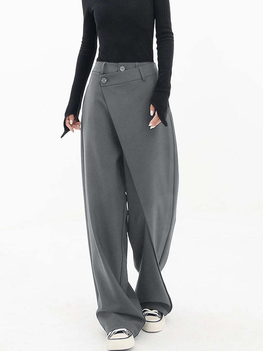 Asymmetrische Damen Baggy-Hose – eine weite Hose für eleganten Casual-Chic.