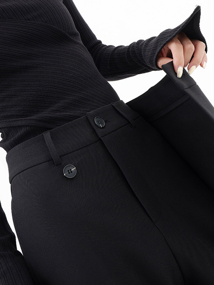 Elegante Damen Baggy-Hose mit asymmetrischem Bund für vielseitige Alltagslooks.