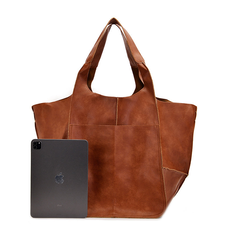 Damen Reisetasche aus echtem Leder; übergroßer Weekender für Wochenendausflüge.