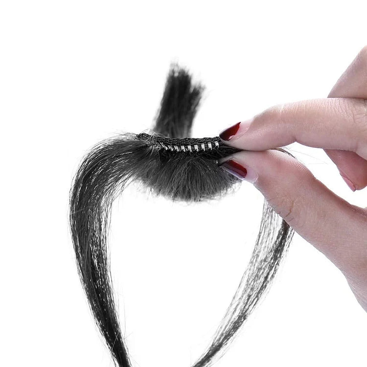 Natürliches Damen Clip-in Pony Haarteil für eine sofortige Frisur. Ideal für schnellen & einfachen Styling-Wechsel.
