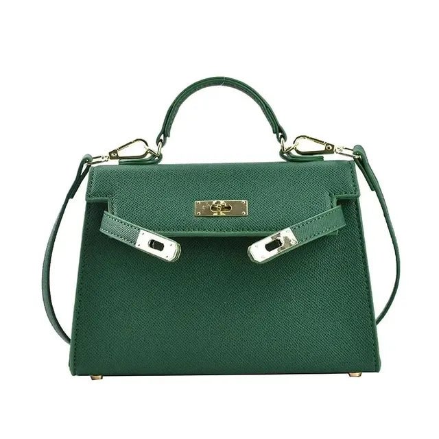 Detailansicht der stilvollen weißen Damen Crossbody Tasche aus PU-Leder mit feinen Nähten.