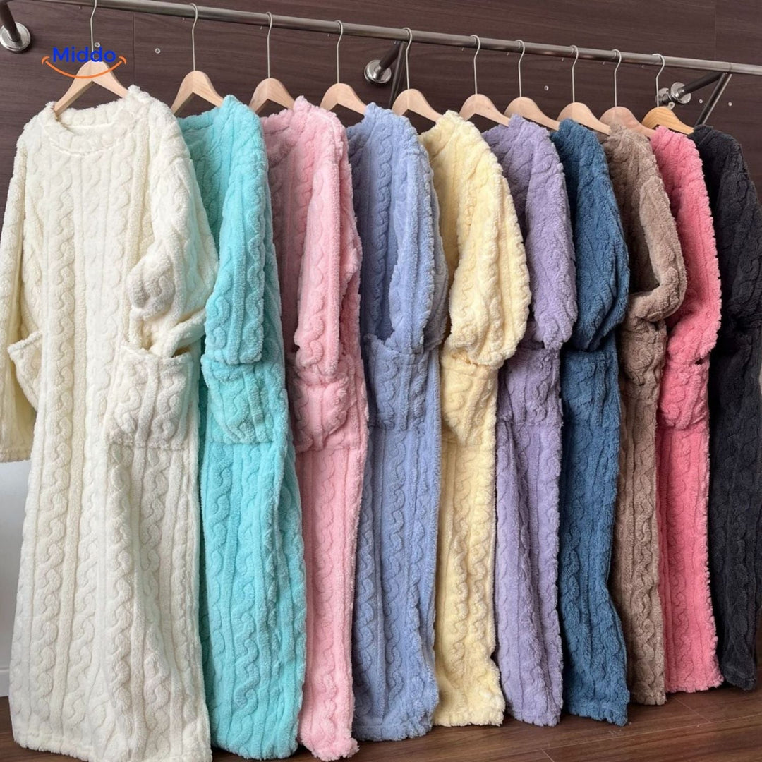 Weiches Damen Deckenkleid als Geschenk, ideal für entspannte Momente im Winter.