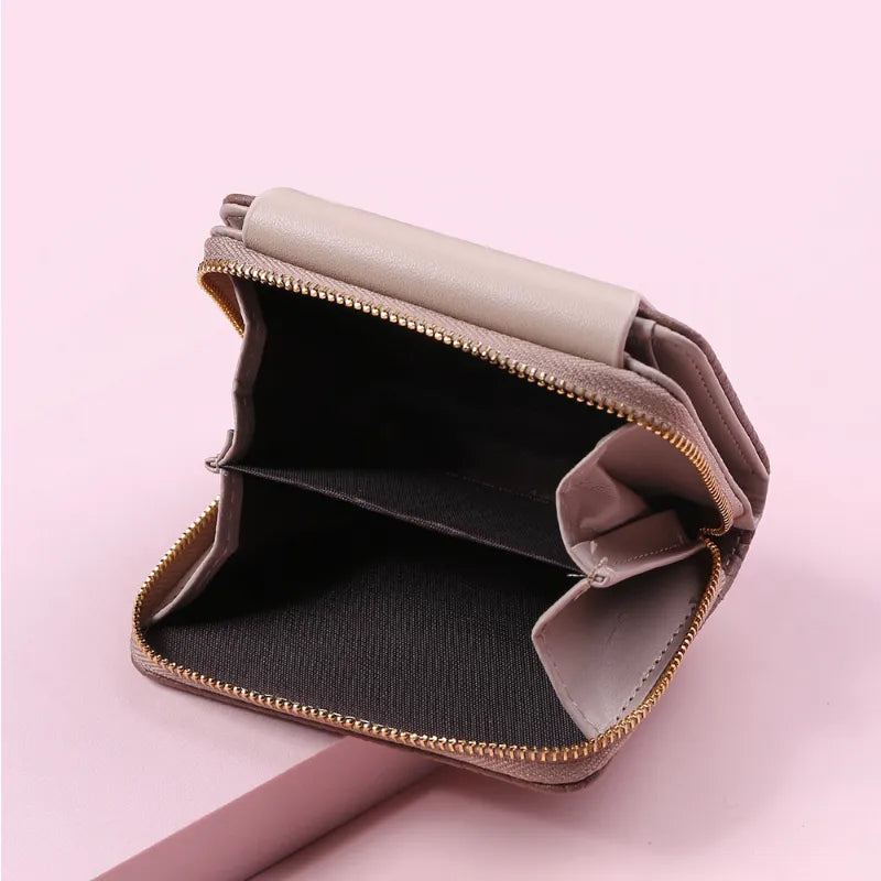 Damen Geldbörse Blätter Design, Clutch Stil mit Kartenhalter. Elegant & modisch.