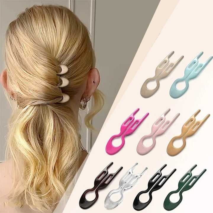 Modell trägt GlamGrip Haarspange in Blondhaar, zaubert mühelose Eleganz für Damen-Frisuren.
