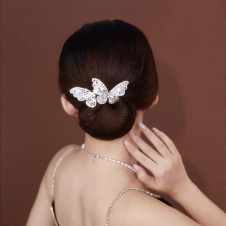 Haarstyling-Hilfe für Frauen: Schönes Band für schnelles Dutt-Design.