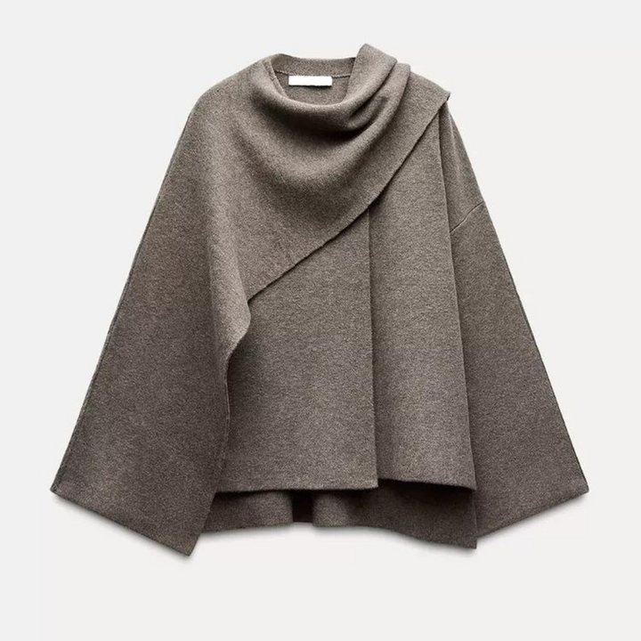 Luxuriöser Damen Winterponcho, asymmetrisch & warm. Ein stilvoller Überwurf für anspruchsvolle Frauen.