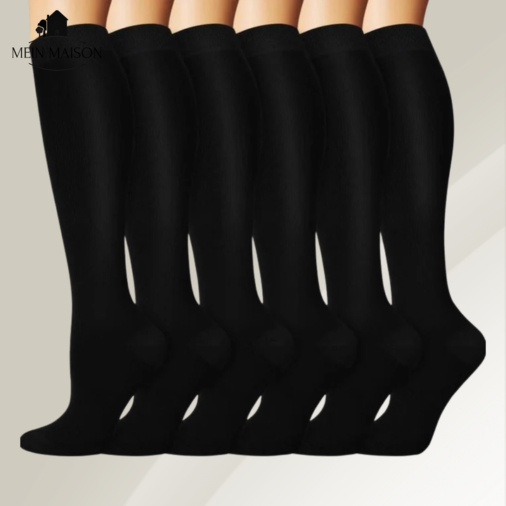 Schwarze Kompressionssocken, helfen bei müden Beinen. Perfekte Socken für Reisen & bessere Durchblutung.