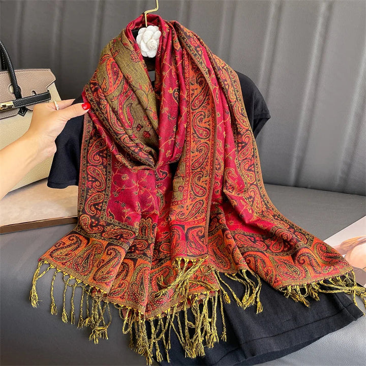 Luxuriöser Kaschmirgefühl Schal, ein Must-have für Herbst & Winter.