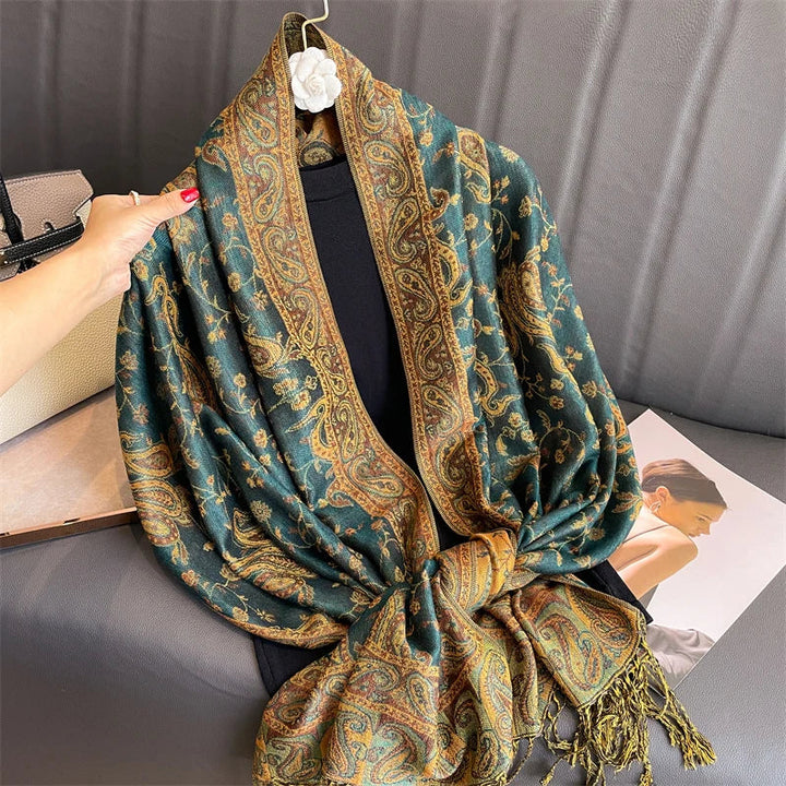 Kuscheliger Winterschal, Kaschmirgefühl Stola, modisches Accessoire.