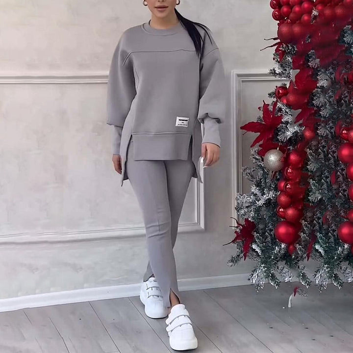 Elin Komfort Set: Weicher Damen Freizeitanzug mit Kapuzenpullover & Leggings für maximalen Komfort.