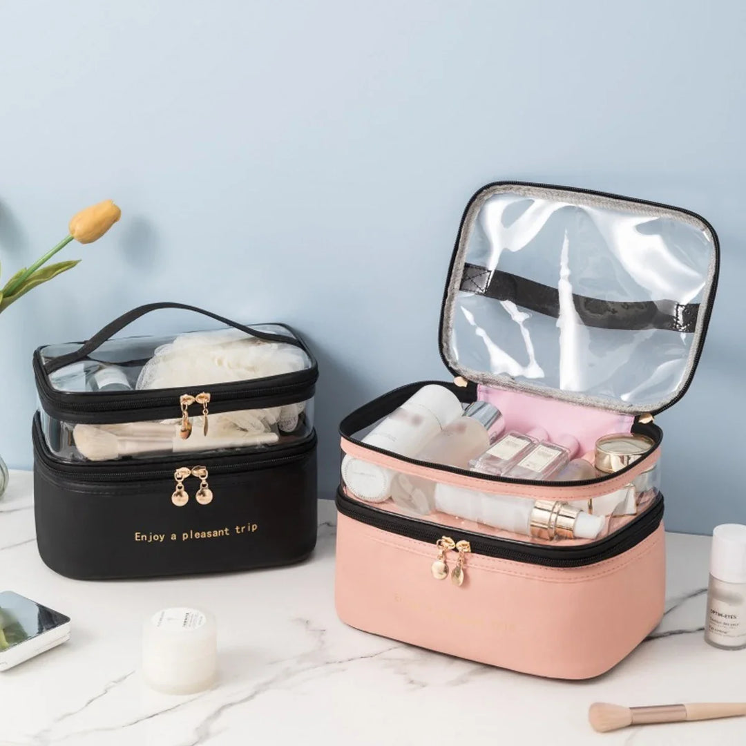 Offene Schminktasche mit zwei Fächern, perfekt als Beauty Organizer für Make-up & Pflegeprodukte.