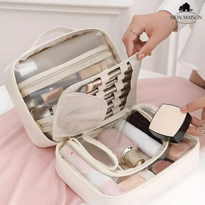 Reise-Kosmetiktasche GlamiZen in Weiß, aus wasserabweisendem PU-Leder. Ideal für Damen auf Reisen.