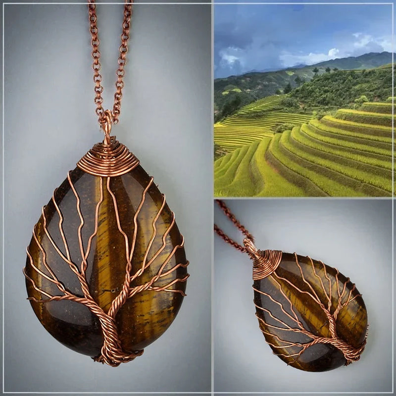 Symbolische Lebensbaum Halskette mit grünem Aventurin und Opal. Ideales Geschenk für Damen.