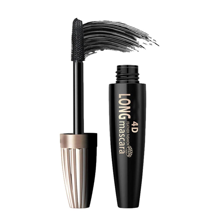 Damen Mascara für sofortigen Augenaufschlag, Volumen & lange Wimpern. Ideal für ausdrucksstarke Augen.