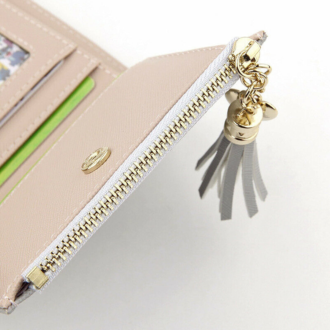 Schickes Damen Mini-Portemonnaie mit durchdachtem Design. Optimale Organisation für Karten.