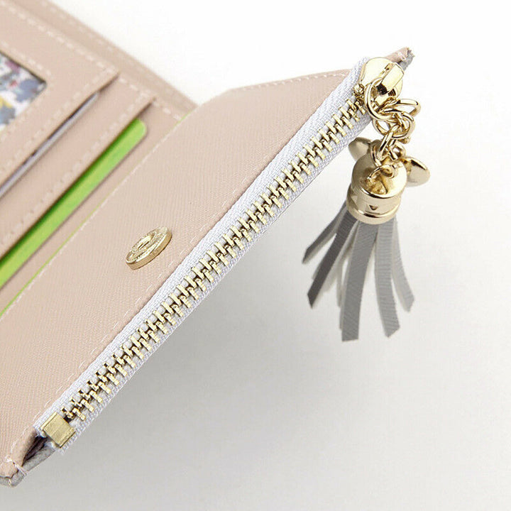 Schickes Damen Mini-Portemonnaie mit durchdachtem Design. Optimale Organisation für Karten.