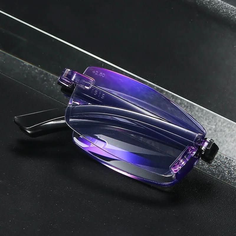 Frau trägt leichte Damen-Multifokal-Lesebrille aus TR90 mit Blaulichtfilter. Komfortable Sehhilfe für klare Sicht.