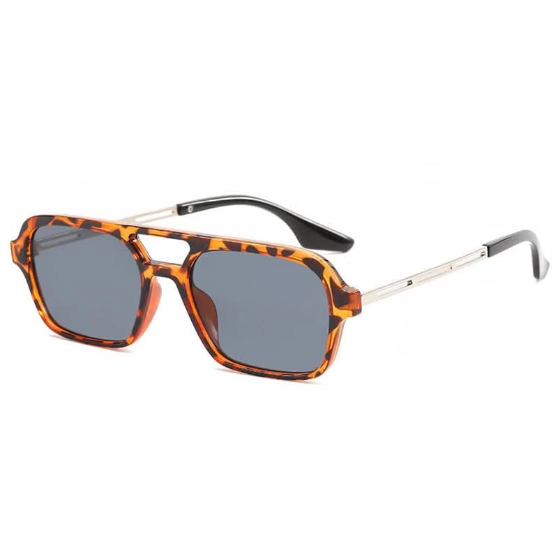 Retro quadratische Damen Sonnenbrille mit effektivem UV400 Schutz für optimalen Augenschutz.