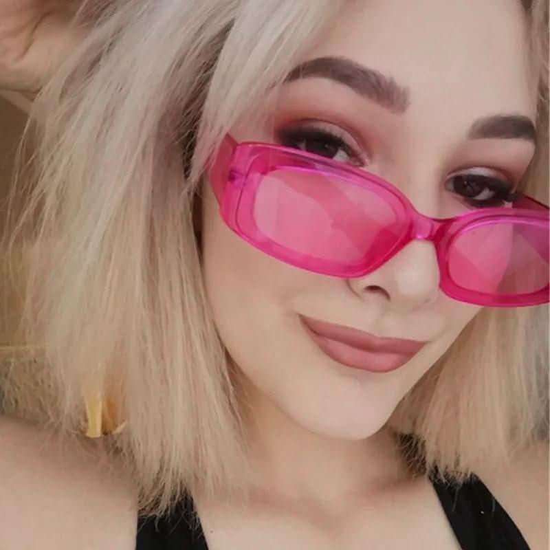 Modische Damen Sonnenbrille rechteckig, UV400-Schutz, Retro-Design für optimalen Augenschutz und Mode.