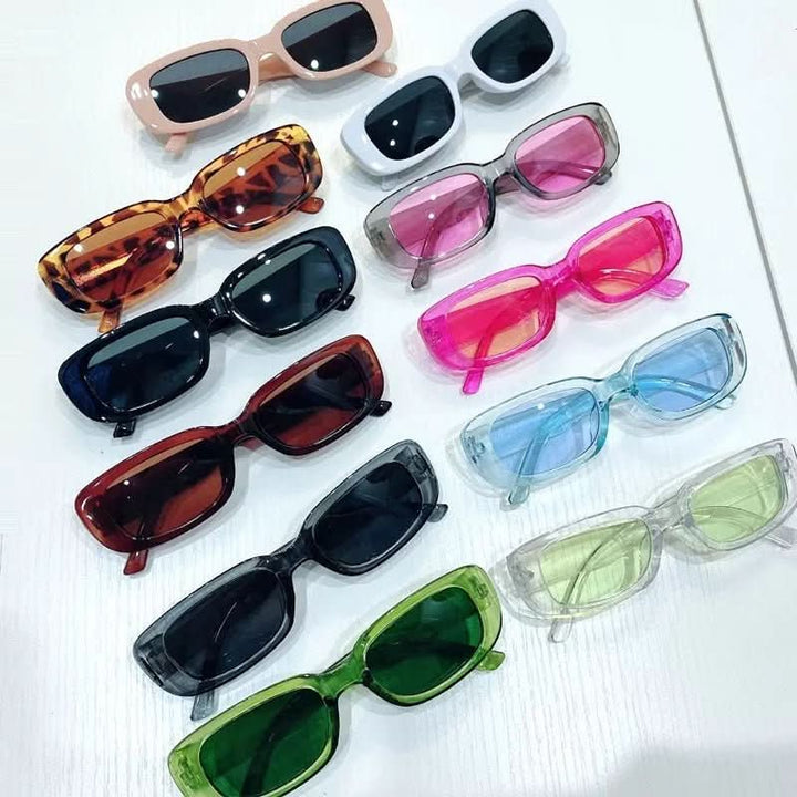 Vintage-inspirierte Damen Sonnenbrille rechteckig, ideal für Sommer und Outdoor, UV400-Schutz inklusive.