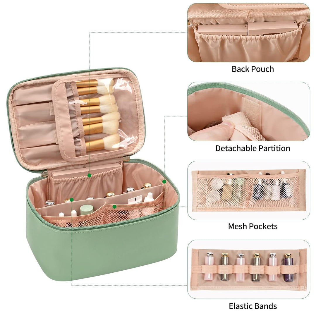 Detailansicht: Verstellbare Trennwände im blauen Make-up Organizer, für perfekte Organisation.