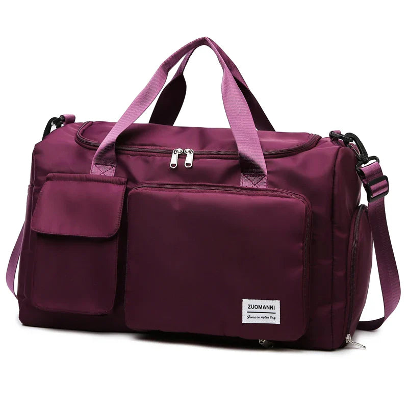 Strapazierfähige Sporttasche Damen 35L, mit Schuhfach & Nassfach, optimal für das Gym.