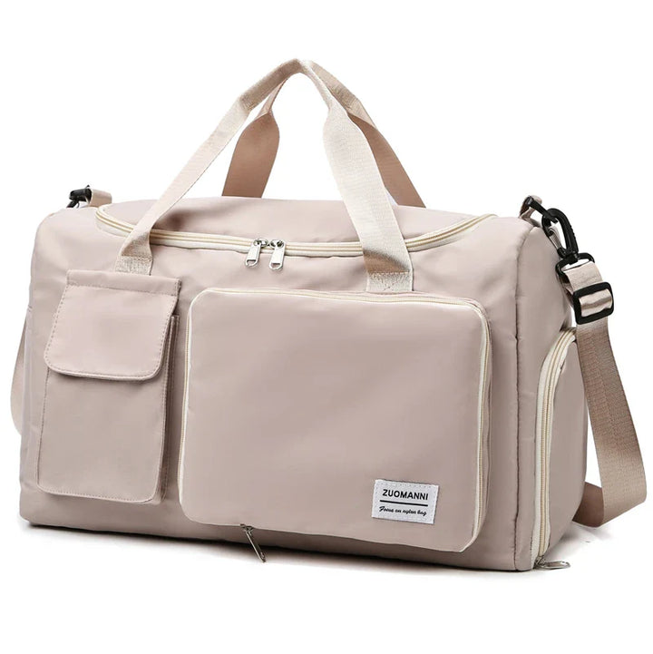 Innenansicht der Damen Reisetasche 35L, zeigt cleveren Organizer und viel Stauraum für den Kurztrip.