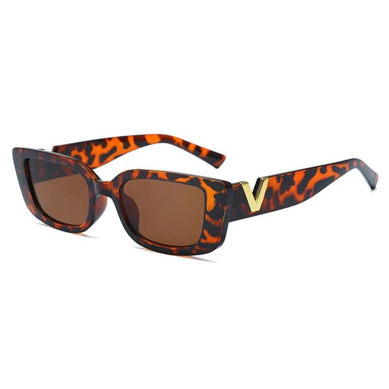 Glamouröse Damen Cat-Eye Sonnenbrille, ideal als Retro Mode Accessoire. Bietet optimalen UV400 Sonnenschutz.