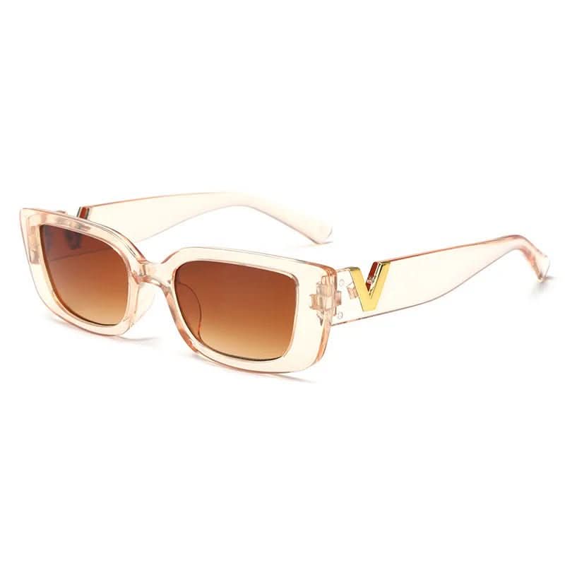 Damen Cat-Eye Sonnenbrille für den Sommer. Retro Design und UV400 Schutz für stilvolle Tage in der Sonne.