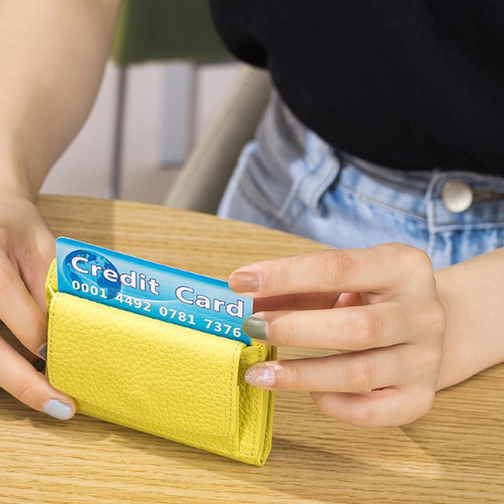 Stilvolles Damen Portemonnaie (PU-Leder) mit RFID-Schutz und praktischem Münzfach.
