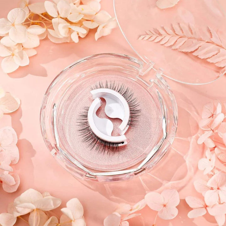 Glamouröse Klebewimpern für Damen, wiederverwendbar und selbstklebend. Sofortige Volumenwimpern.