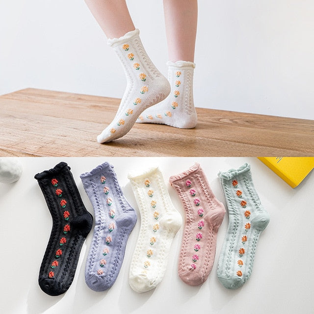 Damensocken im Vintage-Look, 5 Paar, mit detailreicher Blumenstickerei aus Baumwolle.