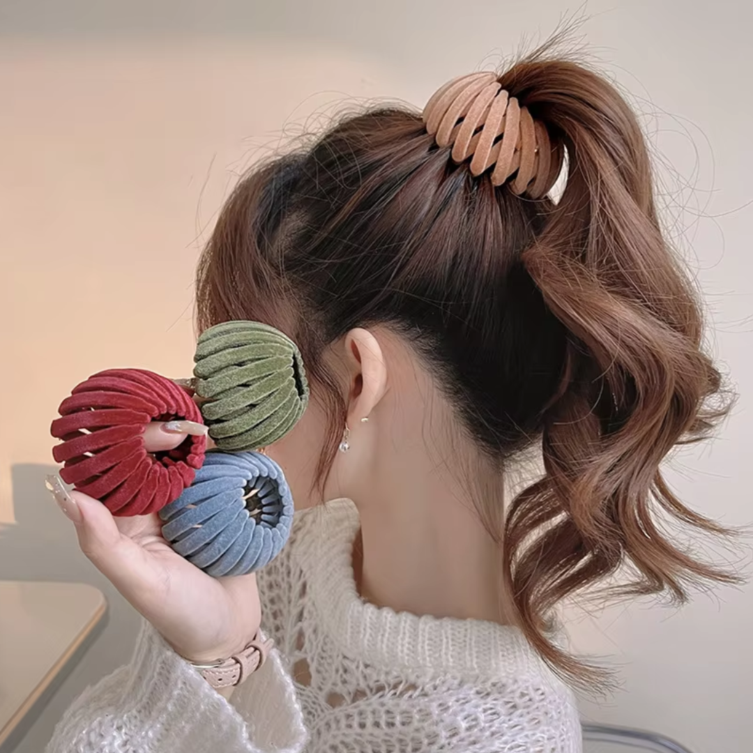 Transparentes & blaues Vogelnest-Haarclip-Set. Stilvolle Haaraccessoires für Frauen für den Alltag.