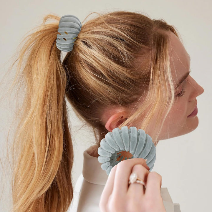 Einfaches Styling mit Damen Vogelnest-Haarclips. Das 3er-Set für schnelle, schöne Hochsteckfrisuren.