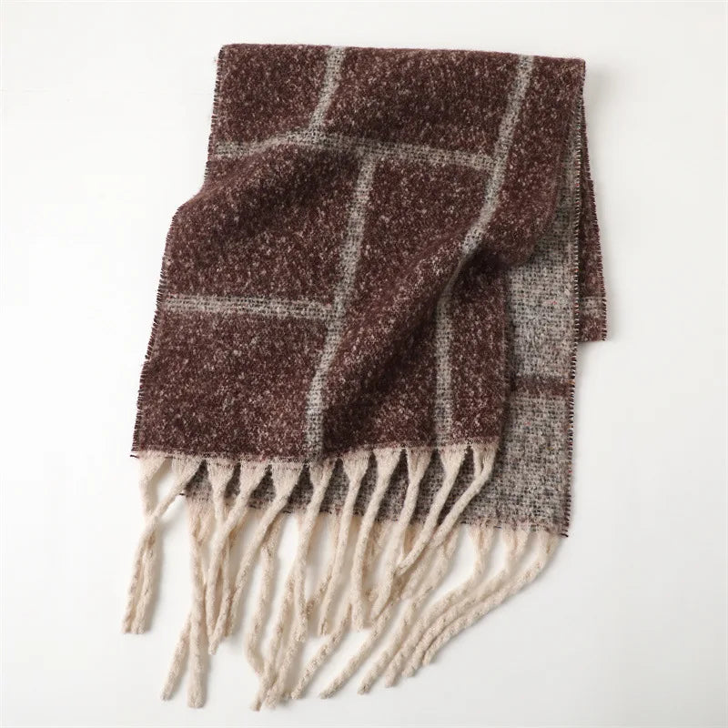 Detailaufnahme: Warmer Damenschal aus luxuriösem Kaschmir-Pashmina-Mix, ideal für den Winter.