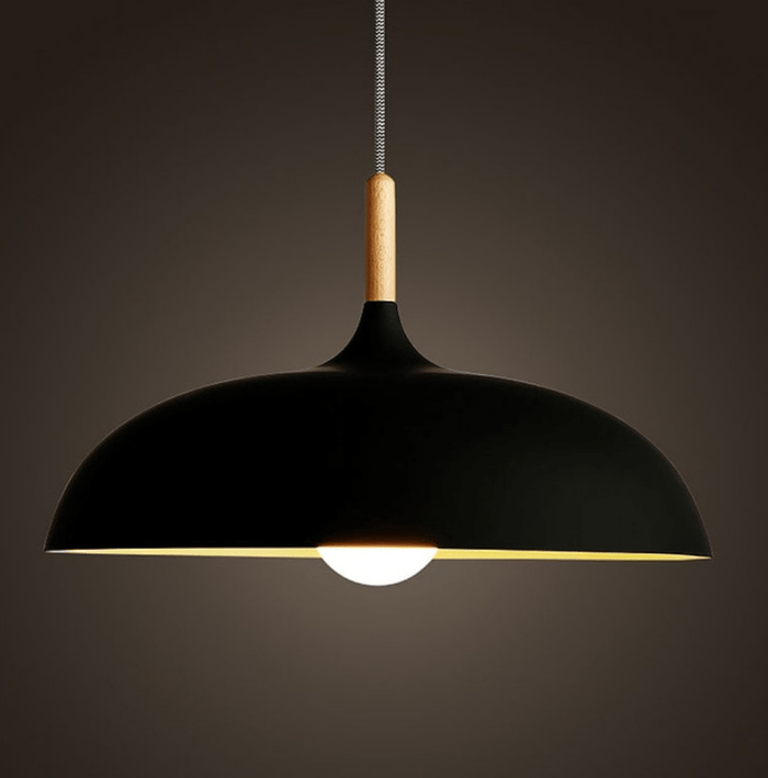 Minimalistische Deckenleuchte aus Eichenholz, skandinavisch, passt in jedes moderne Zuhause für warmes Licht.