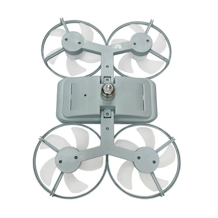 Effizienter Deckenventilator mit LED-Licht. Faltbares, leises Design für Kühlung und helles Licht.