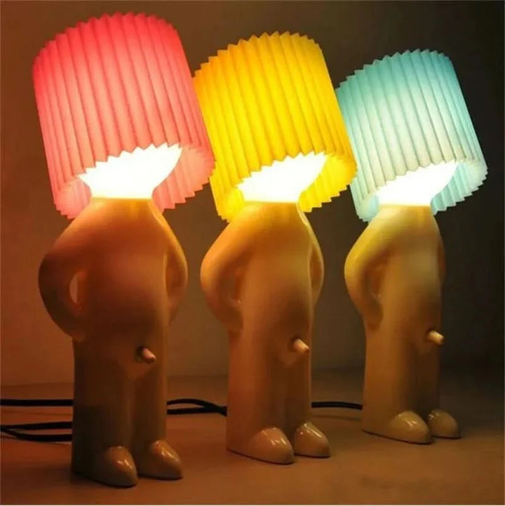Detailansicht der verspielten LED Dekolampe, perfekt als einzigartiges Wohnaccessoire für jeden Raum.
