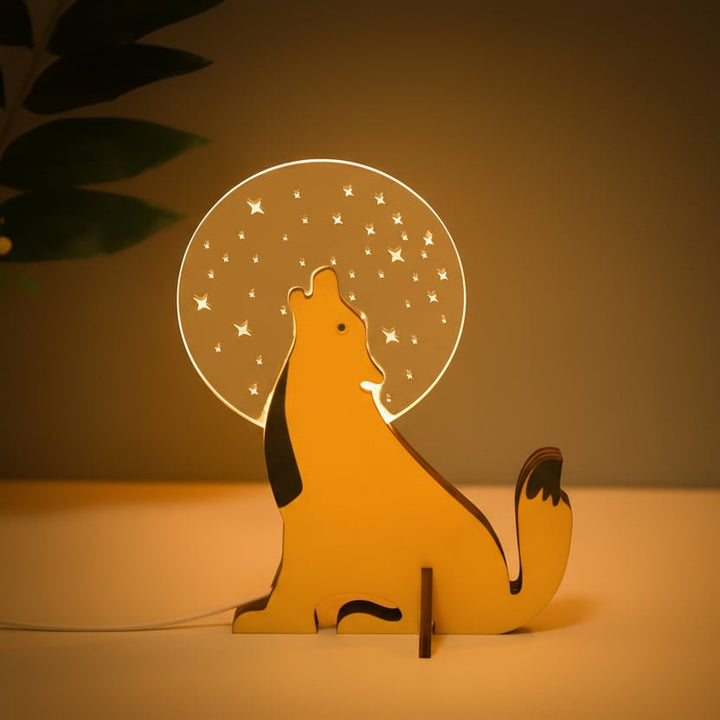 Vielseitige LED-Tierlampe aus Holz, ideal als Dekoration & sanftes Nachtlicht im Kinderzimmer oder auf dem Nachttisch.