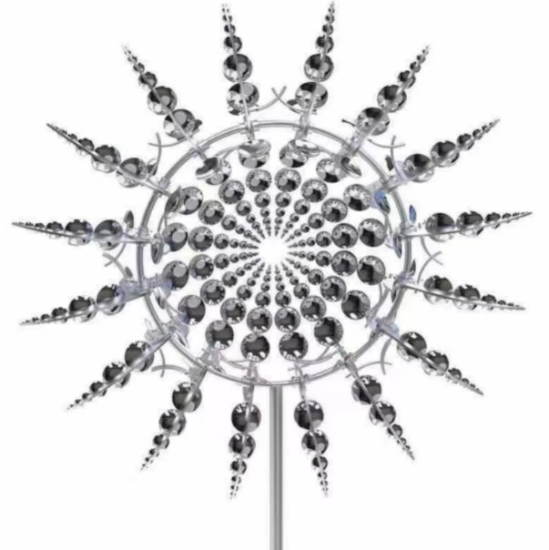 Elegante Metall-Windmühle, kinetisches Windspiel und Gartenskulptur, verzaubert den Außenbereich.