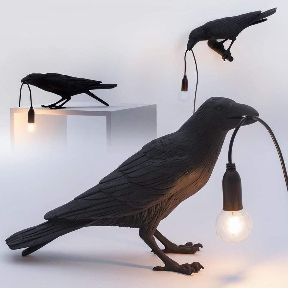 Dekorative Rabenlampe, stilvolle Vogelleuchte für modernes Ambiente im Zuhause.