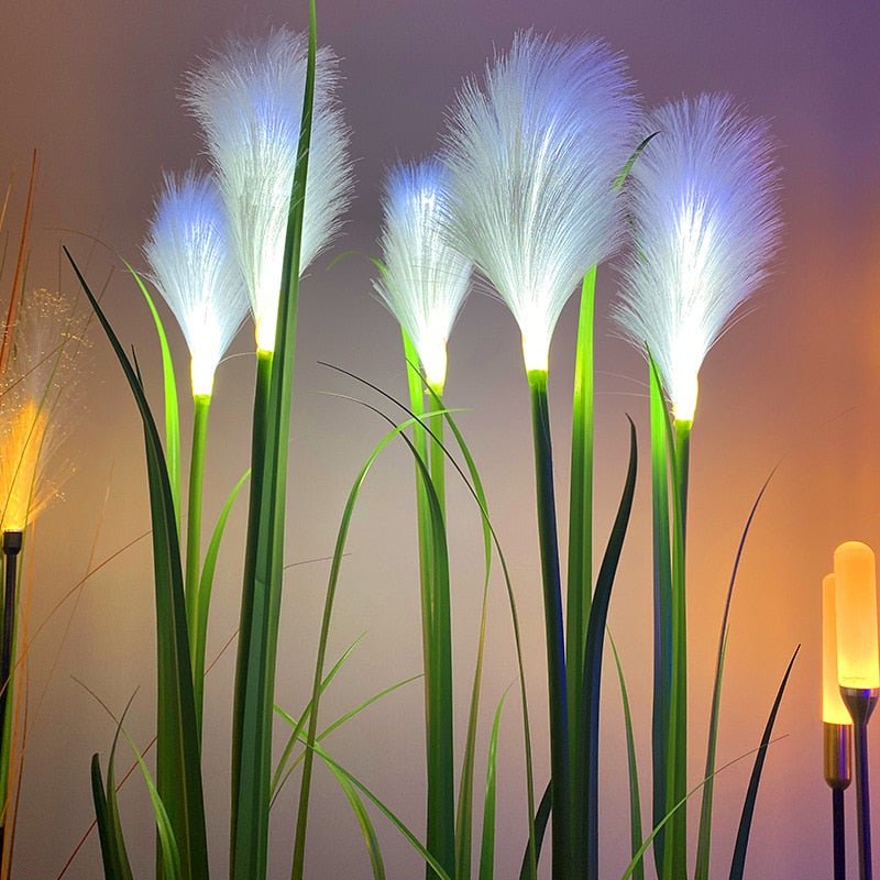 Elegante Solar-Gartenleuchten LED, wasserdicht. Perfekt für stimmungsvolle Wegbeleuchtung & Außenbereich.